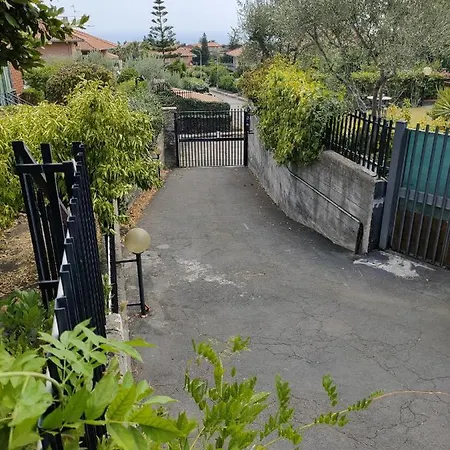Il Giardino Dell'etna Holiday home Mascalucia
