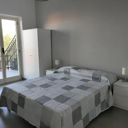 Il Giardino Dell'etna Holiday home *